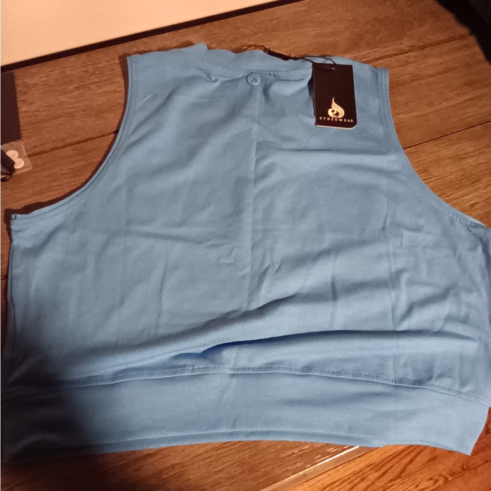 Ryderwear Sky Blue Athletic Crop Top - Picture 2 of 2